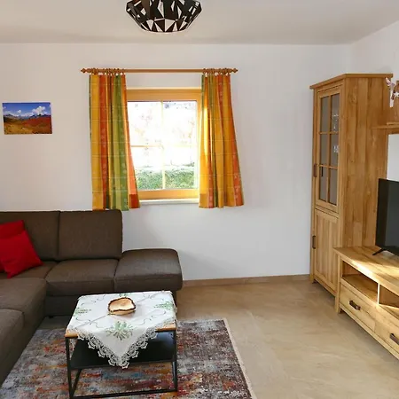 Ferienhaus Weisspriach 別荘